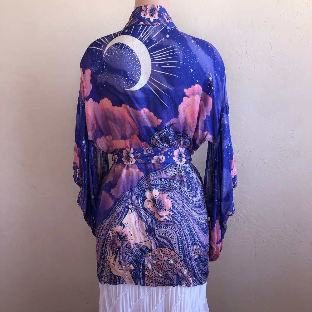 Spell Luna Short Robe ~ S/M